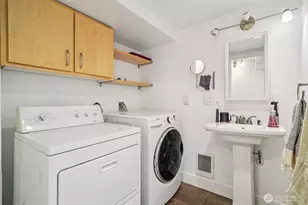 851 NW 56th St, Seattle, WA 98107 - Photo 35