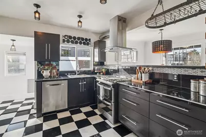 851 NW 56th Street, Seattle, WA 98107 - Photo 7