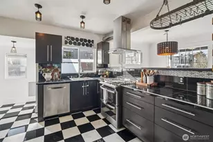 851 NW 56th St, Seattle, WA 98107 - Photo 7