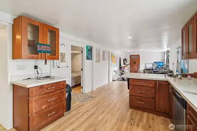 851 NW 56th Street, Seattle, WA 98107 - Photo 33