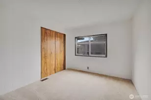 1510 Maple Ln, Kent, WA 98030 - Photo 11