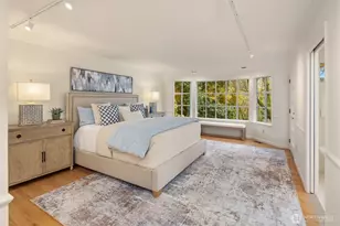 8910 SE 54th St, Mercer Island, WA 98040 - Photo 11