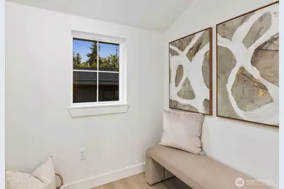 306 NW 45th Street, Seattle, WA 98107 - Photo 37