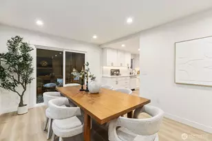 306 NW 45th St, Seattle, WA 98107 - Photo 9