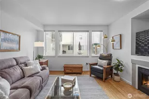 13301 SE 79th Pl, Newcastle, WA 98059 - Photo 9