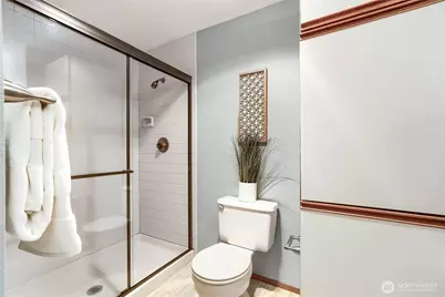 1800 Boylston Avenue #302, Seattle, WA 98122 - Photo 17