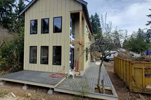 10731 B 17th Ave NE, Seattle, WA 98125 - Photo 3