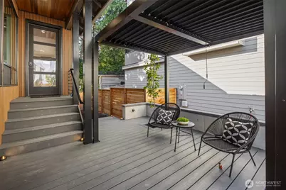 10731 B 17th Avenue NE, Seattle, WA 98125 - Photo 11