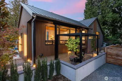 10731 B 17th Avenue NE, Seattle, WA 98125 - Photo 13