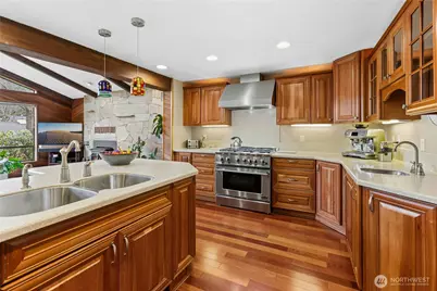 15716 SE 168th Street, Renton, WA 98058 - Photo 13