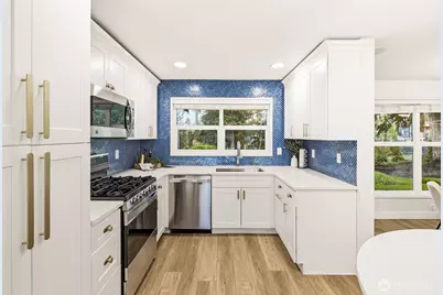 7664 NE 14th Street, Medina, WA 98039 - Photo 15