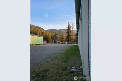 40807 State Route 2 #A8, Gold Bar, WA 98251 - Photo 15