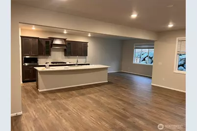 949 121st Ave SE, Lake Stevens, WA 98258 - Photo 7