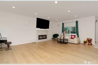 8426 31st Place NE, Marysville, WA 98270 - Photo 11