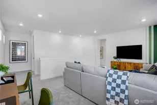 20068 165th St E, Bonney Lake, WA 98391 - Photo 19