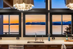 3831 58th Ave SW, Seattle, WA 98116 - Photo 3