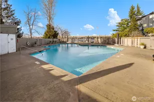 2501 Canterbury Ln E, Seattle, WA 98112 - Photo 21