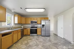 1705 SE Market St, College Place, WA 99324 - Photo 11