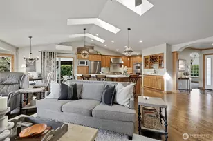 20615 39th Ave SE, Bothell, WA 98012 - Photo 5