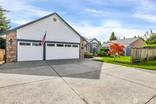 20615 39th Ave SE, Bothell, WA 98012 - Photo 3