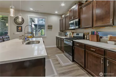 12805 107th Avenue Ct E, Puyallup, WA 98374 - Photo 11