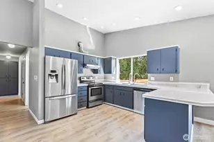 7712 191st Ave E, Bonney Lake, WA 98391 - Photo 11