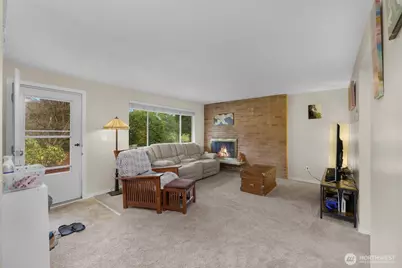 12410 36th Avenue E, Tacoma, WA 98446 - Photo 35