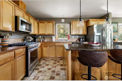 1035 W Starflower Road, Oak Harbor, WA 98277 - Photo 11