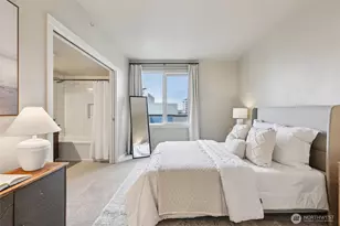 76 Cedar St, Seattle, WA 98121 - Photo 9