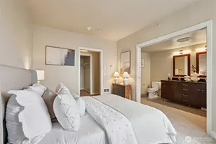 76 Cedar St, Seattle, WA 98121 - Photo 11