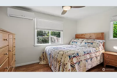 16738 10th Avenue NE, Shoreline, WA 98155 - Photo 13