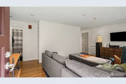 16738 10th Avenue NE, Shoreline, WA 98155 - Photo 3