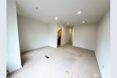 1200 Bellevue Way NE #104, Bellevue, WA 98004 - Photo 15