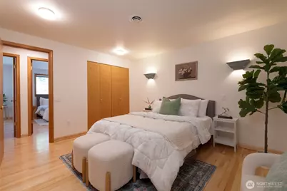 8608 Main Street, Edmonds, WA 98026 - Photo 15