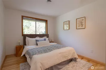 8608 Main Street, Edmonds, WA 98026 - Photo 13