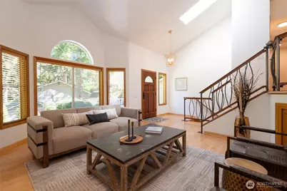 8608 Main Street, Edmonds, WA 98026 - Photo 5