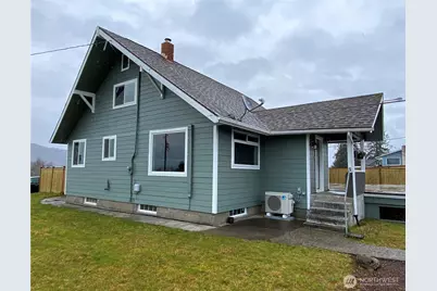 823 Broadway Avenue, South Bend, WA 98586 - Photo 5