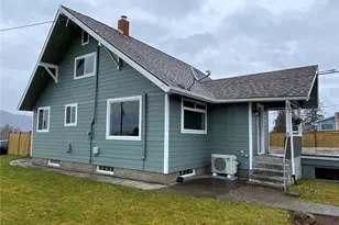 823 Broadway Ave, South Bend, WA 98586 - Photo 5