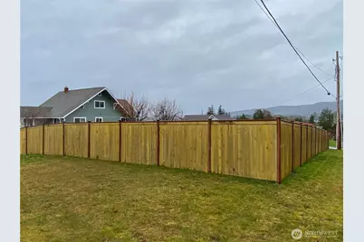 823 Broadway Avenue, South Bend, WA 98586 - Photo 7
