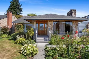 1035 Oakes Ave, Everett, WA 98201 - Photo 1