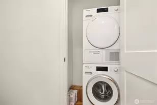 2005 Dexter Ave N, Seattle, WA 98109 - Photo 13