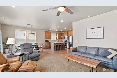 8215 Cardinal Peak St, West Richland, WA 99353 - Photo 15