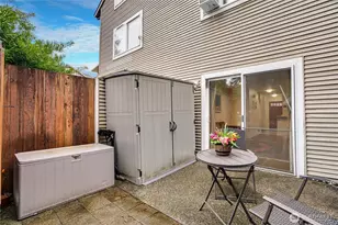 10319 Midvale Ave N, Seattle, WA 98133 - Photo 31