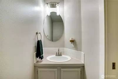 10319 Midvale Avenue N #A, Seattle, WA 98133 - Photo 29