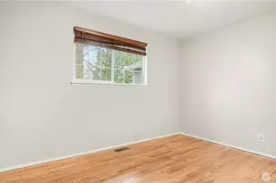 6201 Island Crest Way, Mercer Island, WA 98040 - Photo 23