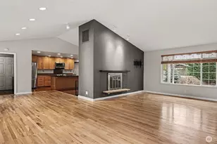 6201 Island Crest Way, Mercer Island, WA 98040 - Photo 5