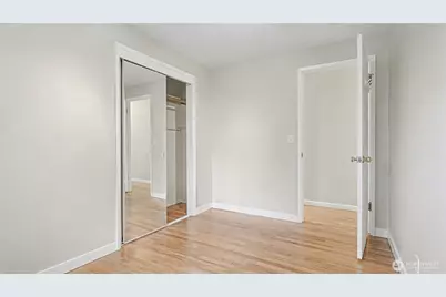 6201 Island Crest Way, Mercer Island, WA 98040 - Photo 25