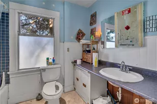 5003 S 46th Ave, Seattle, WA 98118 - Photo 11