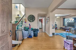 5003 S 46th Ave, Seattle, WA 98118 - Photo 3