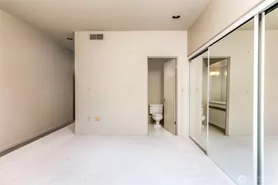 1425 Western Avenue #U403, Seattle, WA 98101 - Photo 25